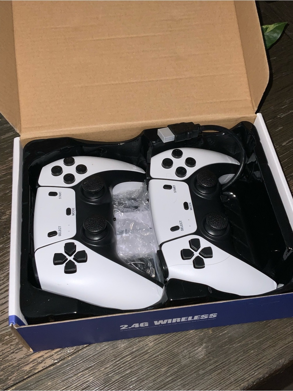 Game 2.4G HD 4K 3D Rocker Wireless Double Rocker Control - Picture 4 of 8